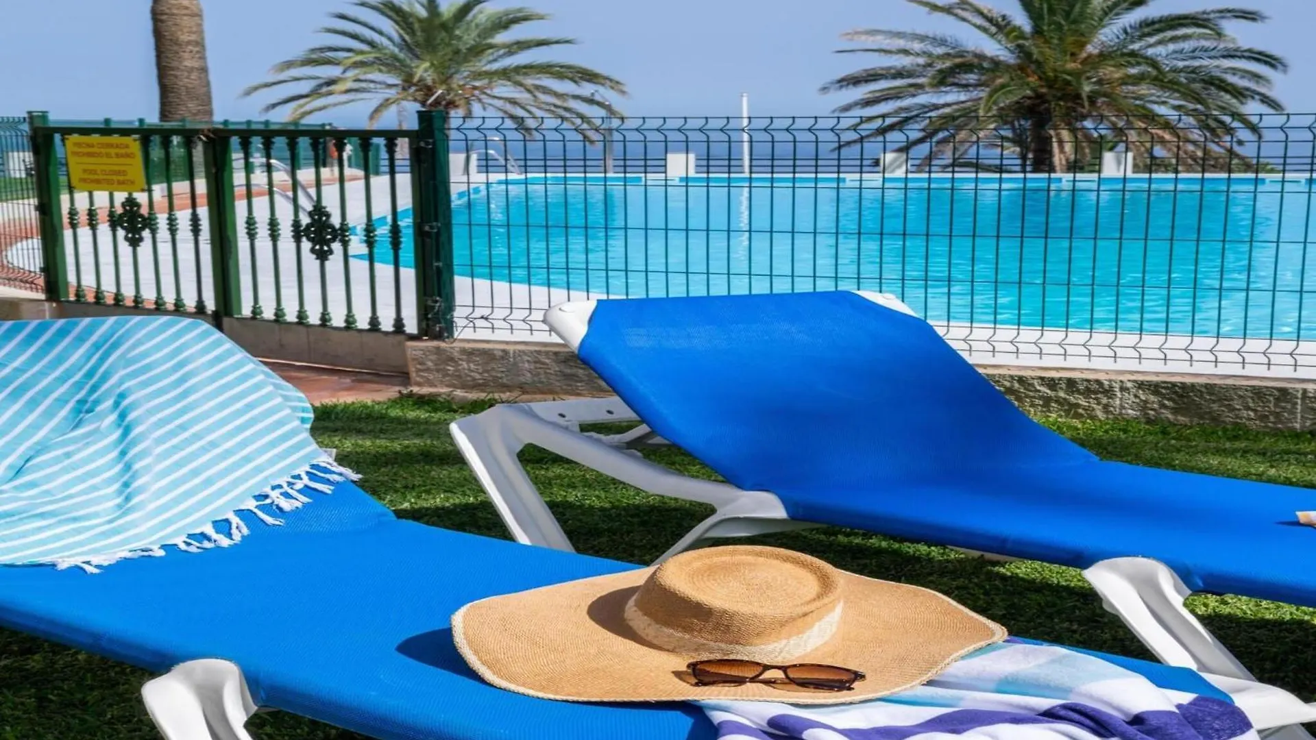 Apartment Near Playa De Bajondillo Торремолинос 0*,